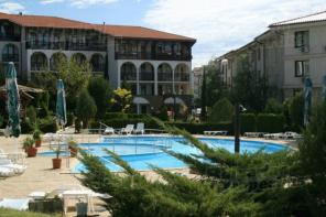 Болгария  Dinevi Resort продажа апартаментов Комплекс 